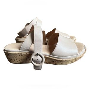 Ono woman’s leather sandal size 9
